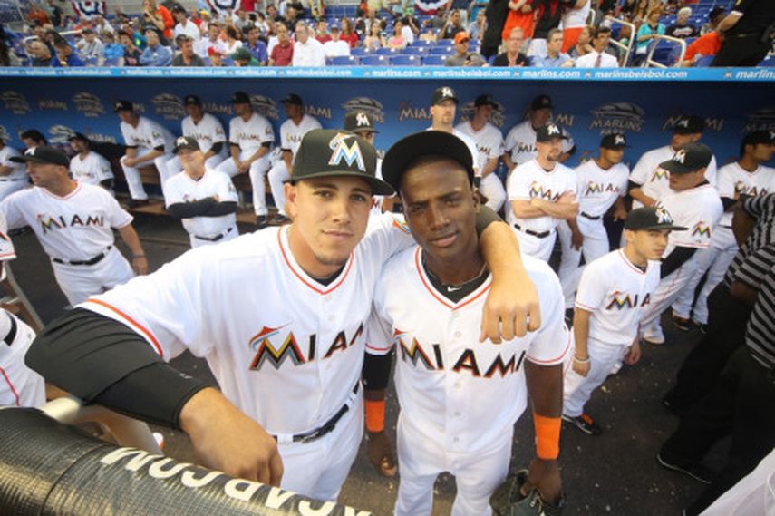 José Fernández y Adeiny Hechavarria en el juego inaugural de los Marlins en el 2015. (TUMBLR)
