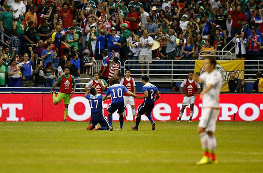 La selección de Klinsmann ganó 2-0 en un partido de muchas pruebas (EFE)