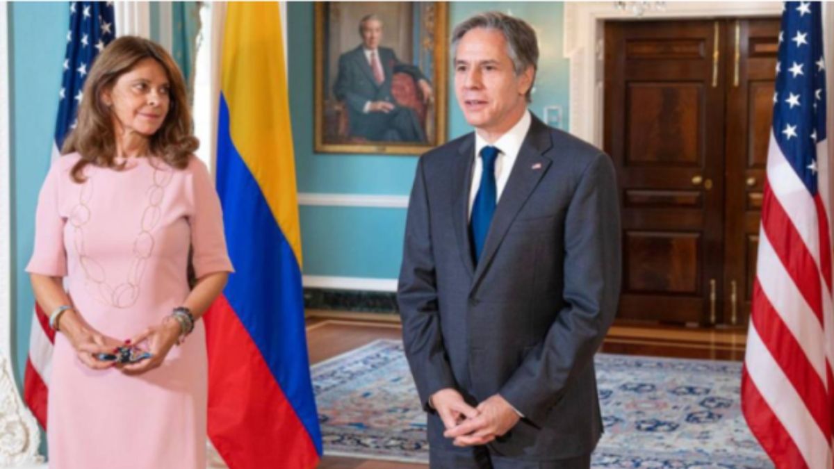 El secretario de Estado de EEUU Antony Blinken y la vicepresidenta de Colombia, Marta Lucía Ramírez, sostuvieron un encuentro en París, Francia, en el marco de una reunión de la OCDE. El secretario de Estado de EEUU Antony Blinken y la vicepresidenta de Colombia, Marta Lucía Ramírez, sostuvieron un encuentro en París, Francia, en el marco de una reunión de la OCDE.