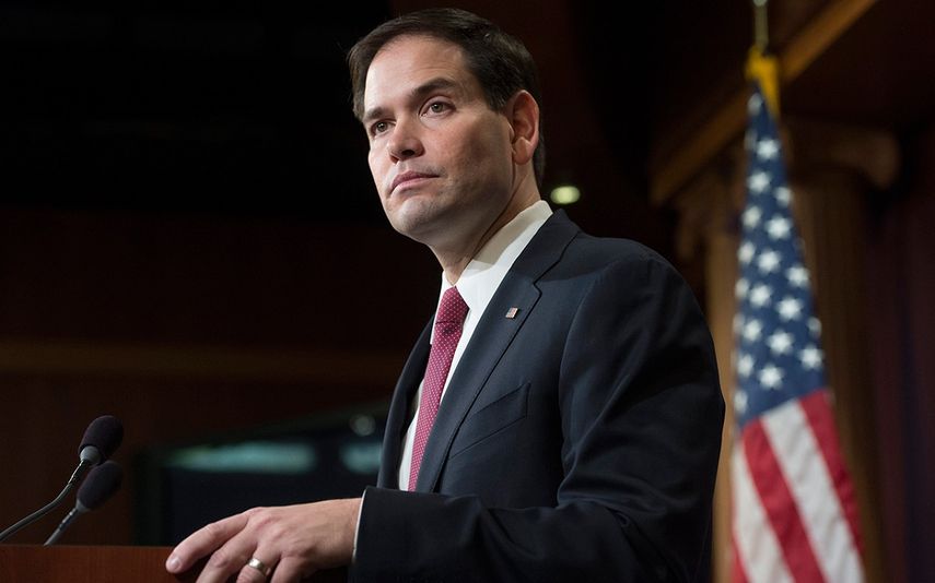 Rubio asegura que mantiene su apoyo a Trump porque le desagrada más la candidatura de Hillary Clinton, que las palabras del aspirante republicano.