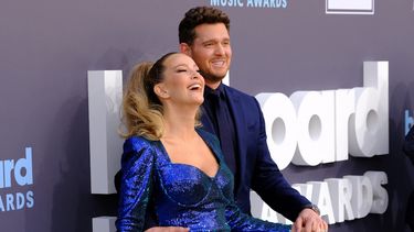 El cantante canadiense Michael Buble y su esposa, la actriz argentina, Luisana Lopilato.