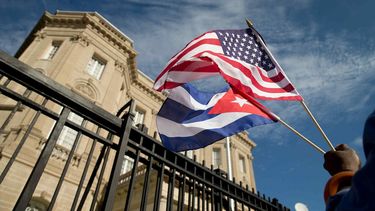 Imagen de la ceremonia de reapertura de la Embajada de Cuba en Washington.