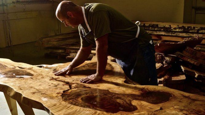 El maestro artesano Peter Erdei.&nbsp;