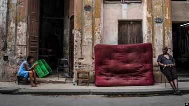 Sin comida, techo ni familia: el fin de año para muchos cubanos&nbsp;