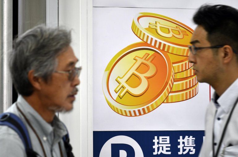 El bitcoin se hunde un 20% en el mercado bursátil de Japón