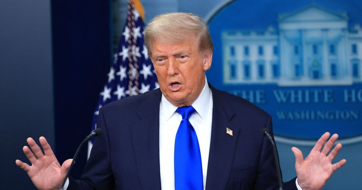 Corte Suprema esclarece funciones a jueces que bloquean decisiones de Trump