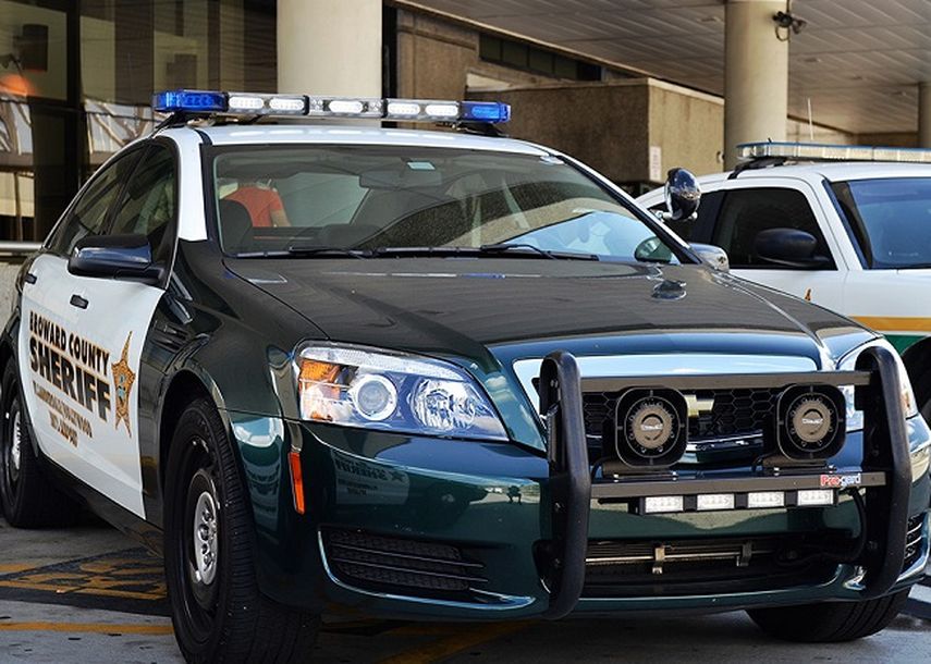 Investigadores de de la oficina de homicidios de tráfico del Departamento de Policía de Broward están investigando el accidente. (Imagen referencial)
