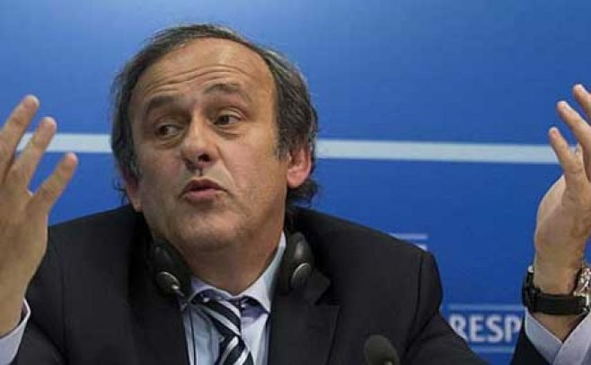 Platini deberá esperar a que termine su sanción para conocer sus posibilidades. (EFE)