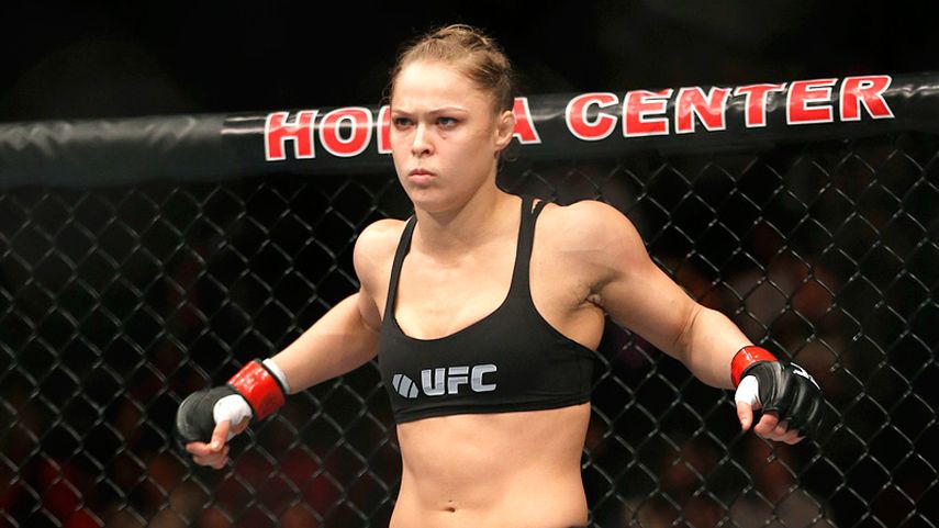 Ronda Rousey puede ser muy ruda si se lo propone. (ARCHIVO)