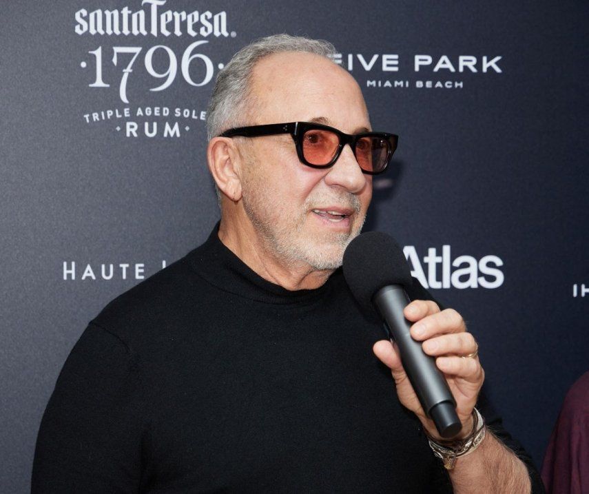 &nbsp;Emilio Estefan asiste al evento Haute Living junto a Ikonic Yachts, Atlas, Santa Teresa 1796 y Bacardi Reserva Ocho, celebrando a Emilio y Gloria Estefan en Five Park Miami Beach el 29 de abril de 2025 en Miami Beach, Florida.&nbsp;