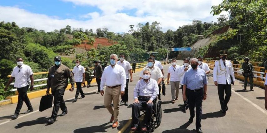 Los presidentes de Colombia, Iván Duque, y Ecuador, Lenín Moreno, se reunieron en la frontera.