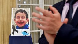 &nbsp;Retrato del niño Gabriel Cruz colocado en el patio de la diputacion de Almería, donde hoy se ha convocado un pleno extraordinario para declarar tres días de luto por su muerte.&nbsp;