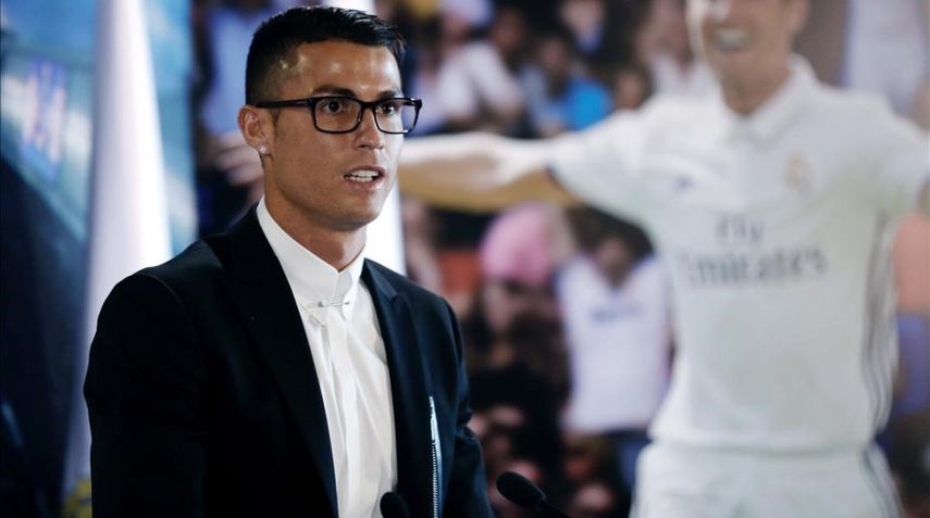 El representante de Ronaldo asegura que el portugués está al día con sus declaraciones al fisco.