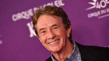 El actor estadounidense Martin Short en la alfombra roja de KOOZA del Cirque du Soleil en el muelle de Santa Mónica en Santa Mónica, California, el 24 de octubre de 2024.