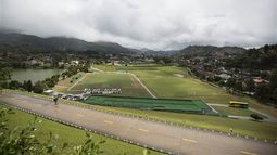 Una vista general de las canchas de futbol del centro de entrenamiento Granja Comary, donde la selección brasileña de futbol entrenará y se alojará durante la próxima Copa del Mundo