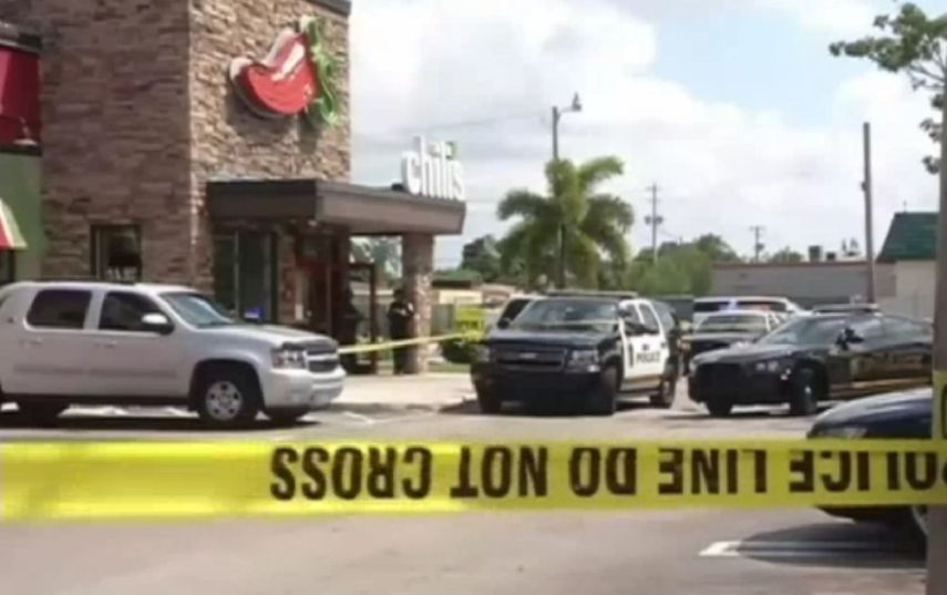 El tiroteo ocurrió en el restaurante de Miami Gardens, en la 19801 Northwest 2nd Avenue.