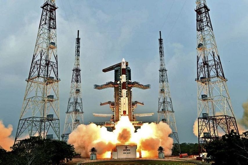 India dio este miércoles un gran paso en este terreno al lanzar exitosamente un cohete con 20 satélites. (EFE)
