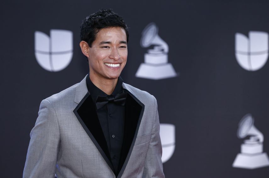 Tony Succar llega a la 20 entrega anual de los Latin Grammy el 14 de noviembre de 2019 en Las Vegas. Succar tiene un nuevo álbum, Live in Perú, y es el tema de un documental titulado Más de mí.