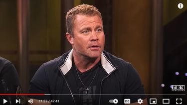 Tim Ballard, el exagente que inspiró la historia de la película Sound of Freedom, fue acusado de acoso sexual.