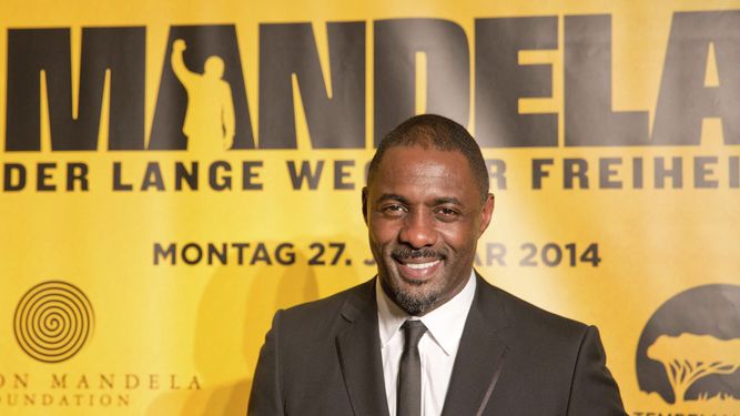 Elba conoce bien el cine de superhéroes ya que interpretó a Heimdall en las películas de Marvel sobre Thor.