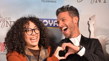 Elyfer Torres y Erick Elia.