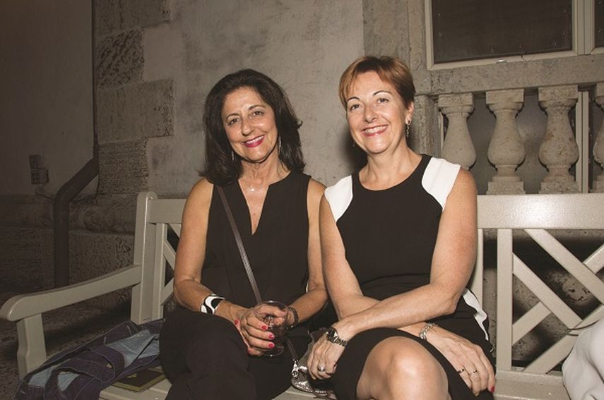 Haine Constanza y Francesca D´Gata. 