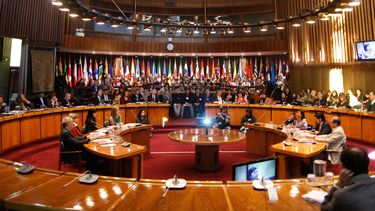 América Central, con México incluido, se expandirá este año un 2,5 %, mientras que los países caribeños registrarán una recesión del 0,3 %, según el informe de la Cepal
