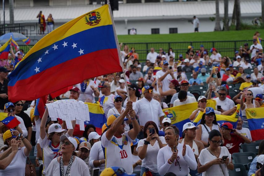 Venezolanos en Miami protestan en contra del fraude electoral, el 17 de agosto de 2024.&nbsp;