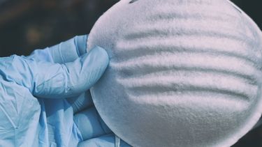 Israel suspende obligación de portar la mascarilla al aire libre