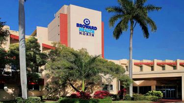 El niño fue estabilizado y transportado por aire a Broward Health North.