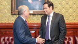 El secretario de Estado de EEUU Marco Rubio y el ministro de Exteriores de Brasil Mauro Vieira, el 16OCT25 en la Casa Blanca en Washington.