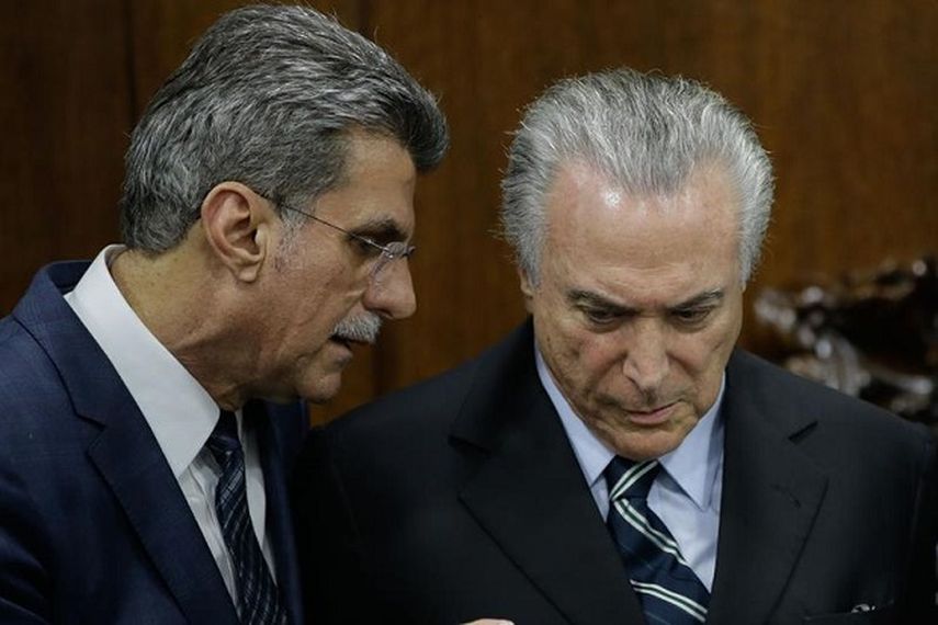 Romero Jucá, ministro de planificación, y Michel Temer, presidente interino de Brasil. (EFE)