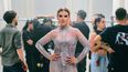 Olga Tañón lanza nueva versión de Tú me quemas.