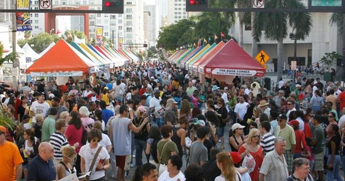 Feria del libro de Miami inicia sus preliminares con lectura de cuentos