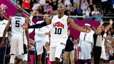 Bryant sería el primer jugador en la historia del baloncesto olímpico con tres medallas de oro. (ARCHIVO)