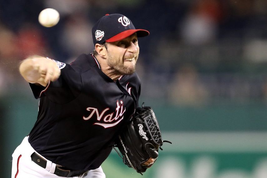 Scherzer es el tercer pitcher en esta década con 300 o más ponches en una temporada.