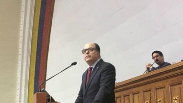 Borges&nbsp;manifestó que la MUD en pleno está dispuesta a hacer lo que haya que hacer para levantar el desacato que el Tribunal Supremo de Justicia (TSJ)&nbsp;impuso sobre el Legislativo.