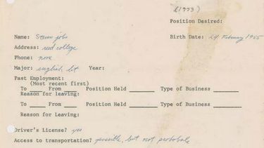 El cuestionario, que data del 1973, fue firmado por&nbsp;Steve Jobs a la edad de 18 años.&nbsp;