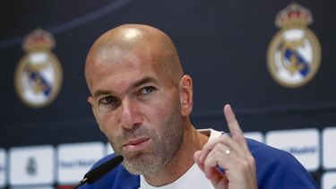 Zidane considera las pitas a Cristiano una reacción normal del público.