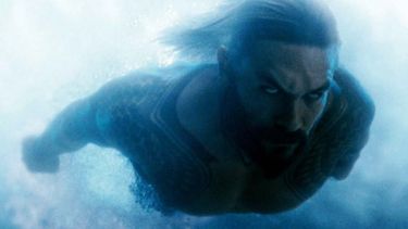 Por supuesto, pese a la honorable iniciativa del actor, se espera que esto no retrase la producción de Aquaman 2, ya que Momoa tiene firmes contratos con Warner que no puede incumplir.&nbsp;