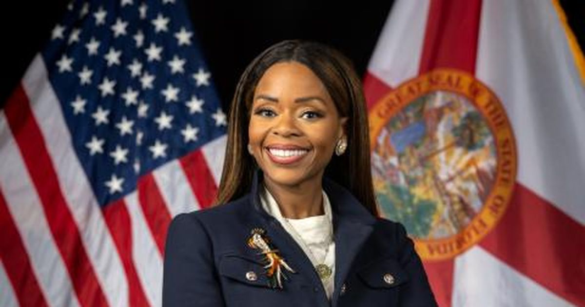 Acusan a congresista federal de Florida de desviar $5 millones en fondos de FEMA