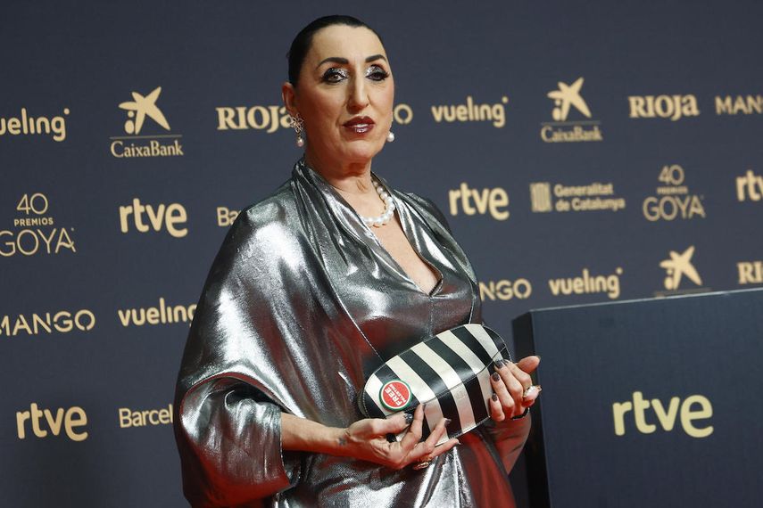 La actriz Rossy de Palma posa a su llegada a la ceremonia de entrega de los Premios Goya en su 40ta edición.&nbsp;