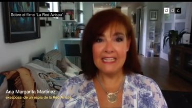 Imagen de Ana Margarita Martínez al realizar sus declaraciones acerca de la película La Red Avispa.  