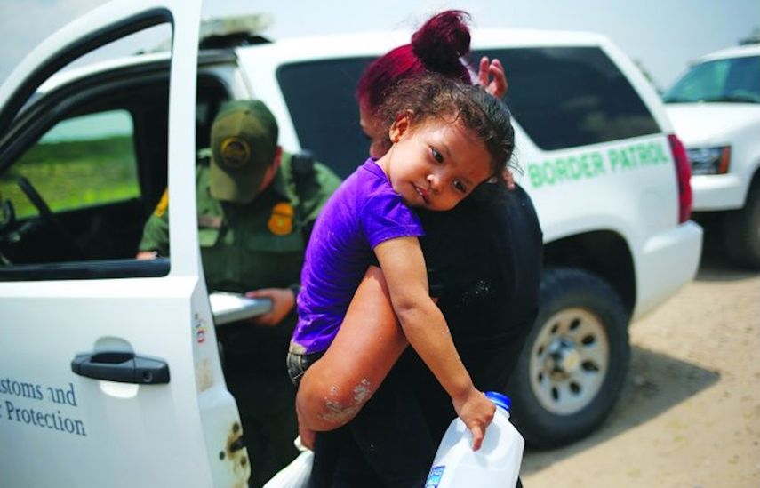 El juez describió la separación de familias como una circunstancia caótica creada por el propio Gobierno.