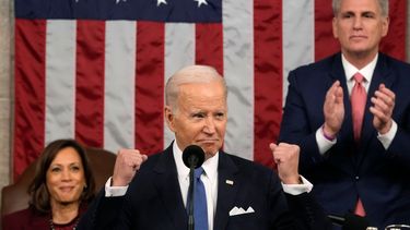 El presidente Joe Biden pronuncia su discurso del Estado de la Unión en el Capitolio, el martes 7 de febrero de 2023, en Washington.&nbsp;