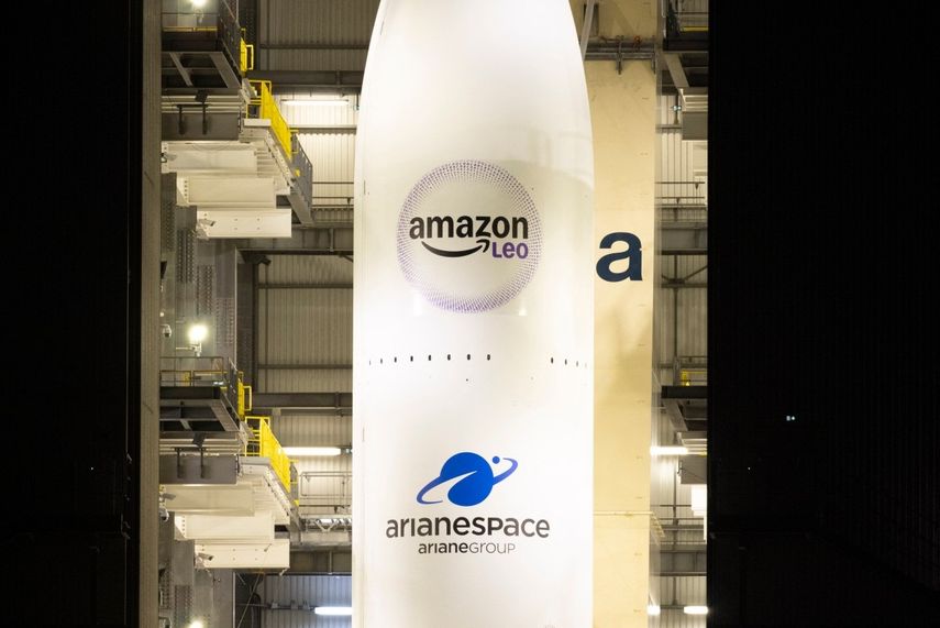 Esta fotografía muestra una vista del cohete Ariane 6 de Arianespace con la carga útil Amazon Leo LE-02 antes de su lanzamiento como parte del vuelo VA268, en el Centro Espacial de Guayana en Kourou, en el departamento francés de ultramar de Guayana, el 30 de abril de 2026.&nbsp;
