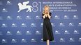 La actriz Nicole Kidman asiste al photocall de la película Babygirl presentada en competición durante el 81º Festival Internacional de Cine de Venecia, en el Lido de Venecia, el 30 de agosto de 2024.