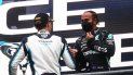 El piloto británico de Mercedes Lewis Hamilton reacciona con el piloto británico de Williams, George Russell en el podio después del Gran Premio de Bélgica de Fórmula 1 en el circuito de Spa-Francorchamps El piloto británico de Mercedes Lewis Hamilton reacciona con el piloto británico de Williams, George Russell en el podio después del Gran Premio de Bélgica de Fórmula 1 en el circuito de Spa-Francorchamps