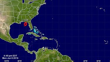 (CORTESÍA: http://www.nhc.noaa.gov)