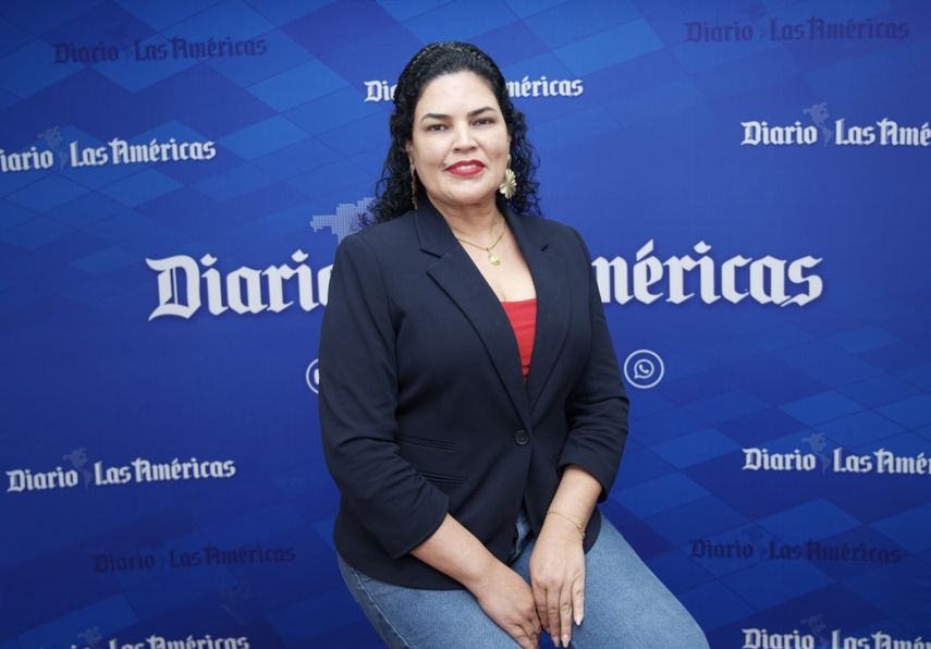 Yomerglis García, esteticista, acompaña a mujeres sobrevivientes de cáncer a través del mundo de la belleza.